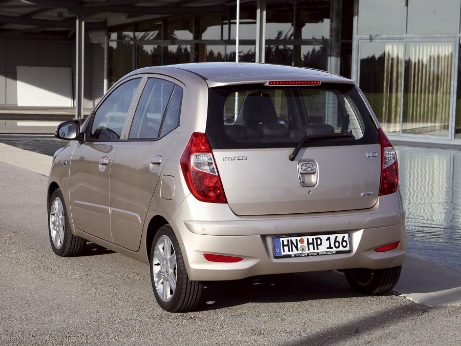  Hyundai i10 2010 года  (фото 17 из 19)